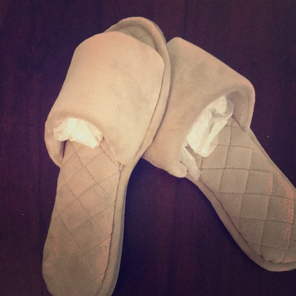 Dearfoams slippers - Cozy and perfect for winter